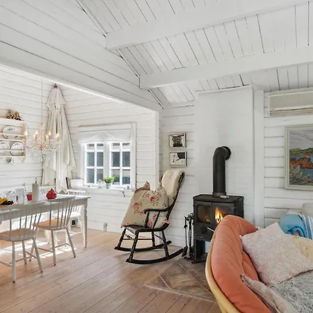 3 Bedroom Stunning In Dronningmlle *